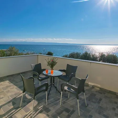Apartamento Apartments Beach *