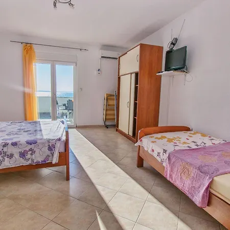 Apartments Beach Podstrana