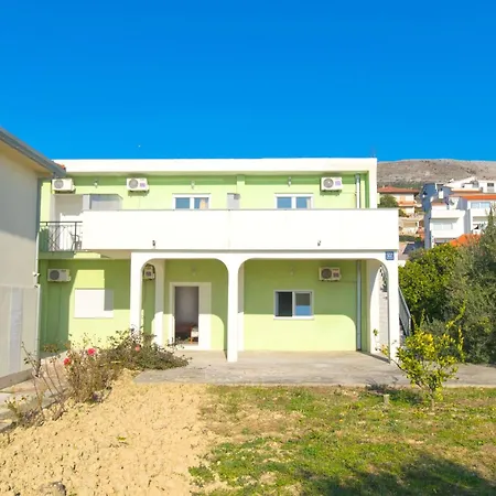 Apartments Beach *